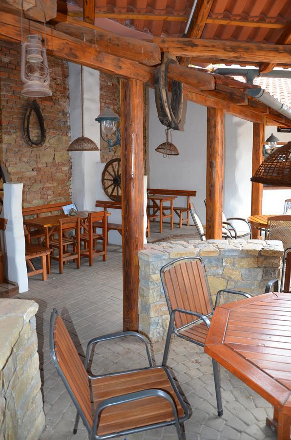 Penzion Pod Kastany Kvasice Exterior foto